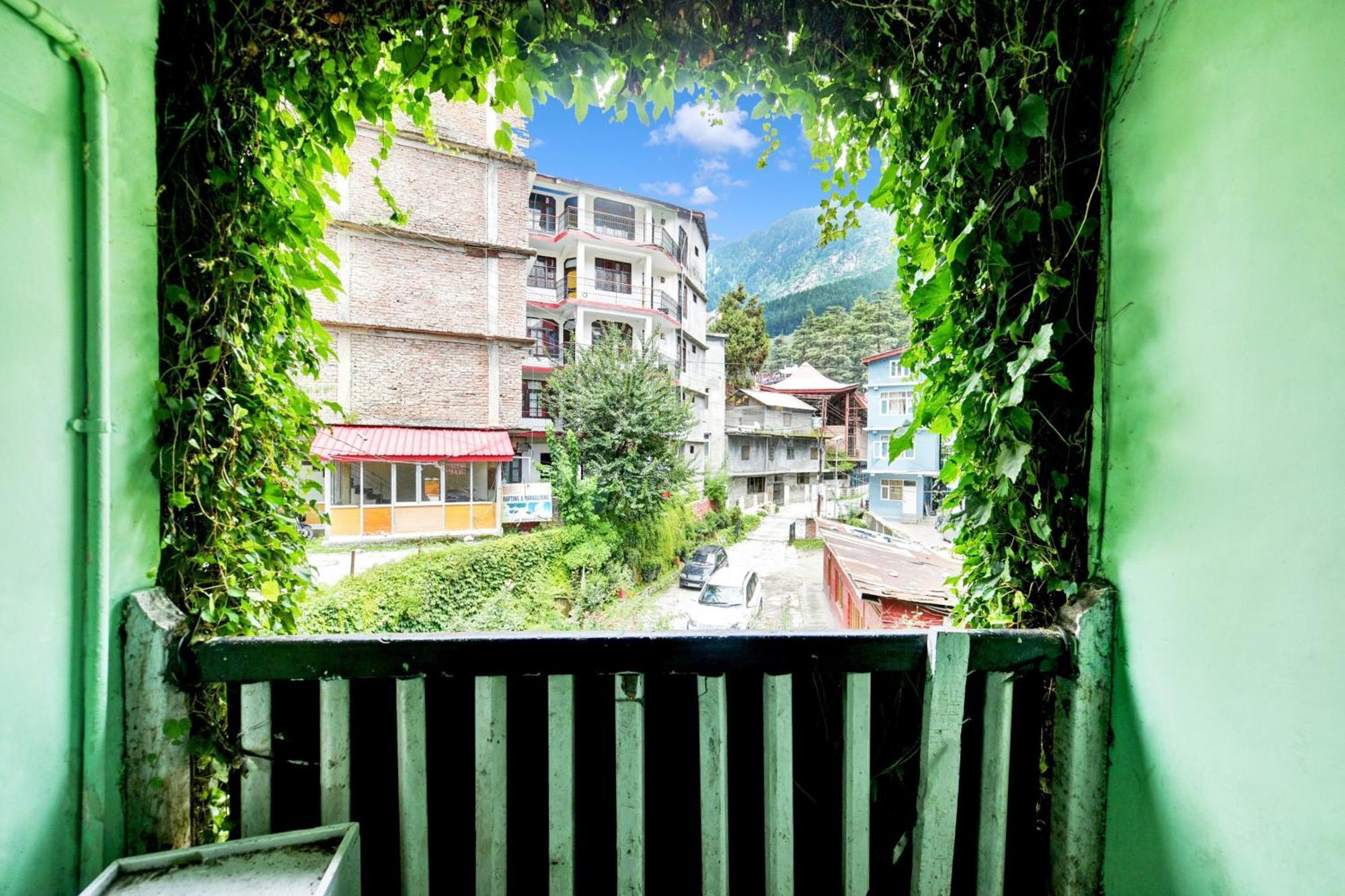 Hotel O Chaman Manāli Exteriör bild